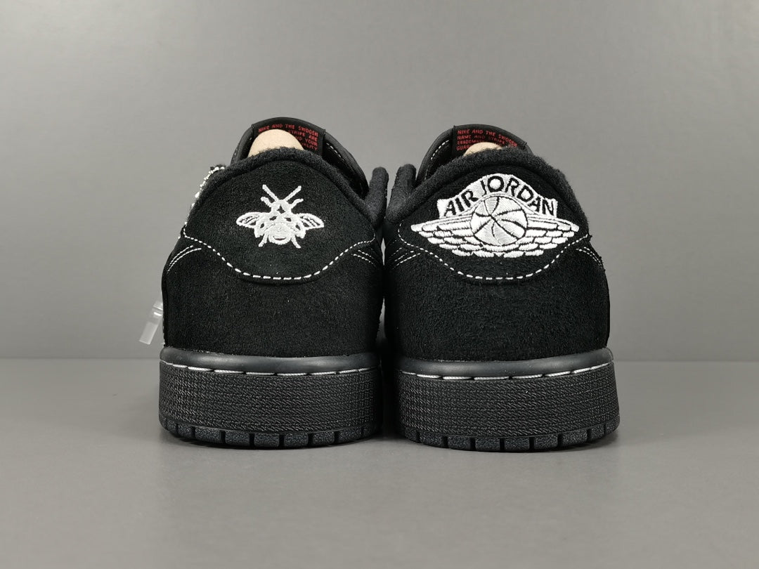 Jordan Retro Low OG Travis Scott Black Phantom