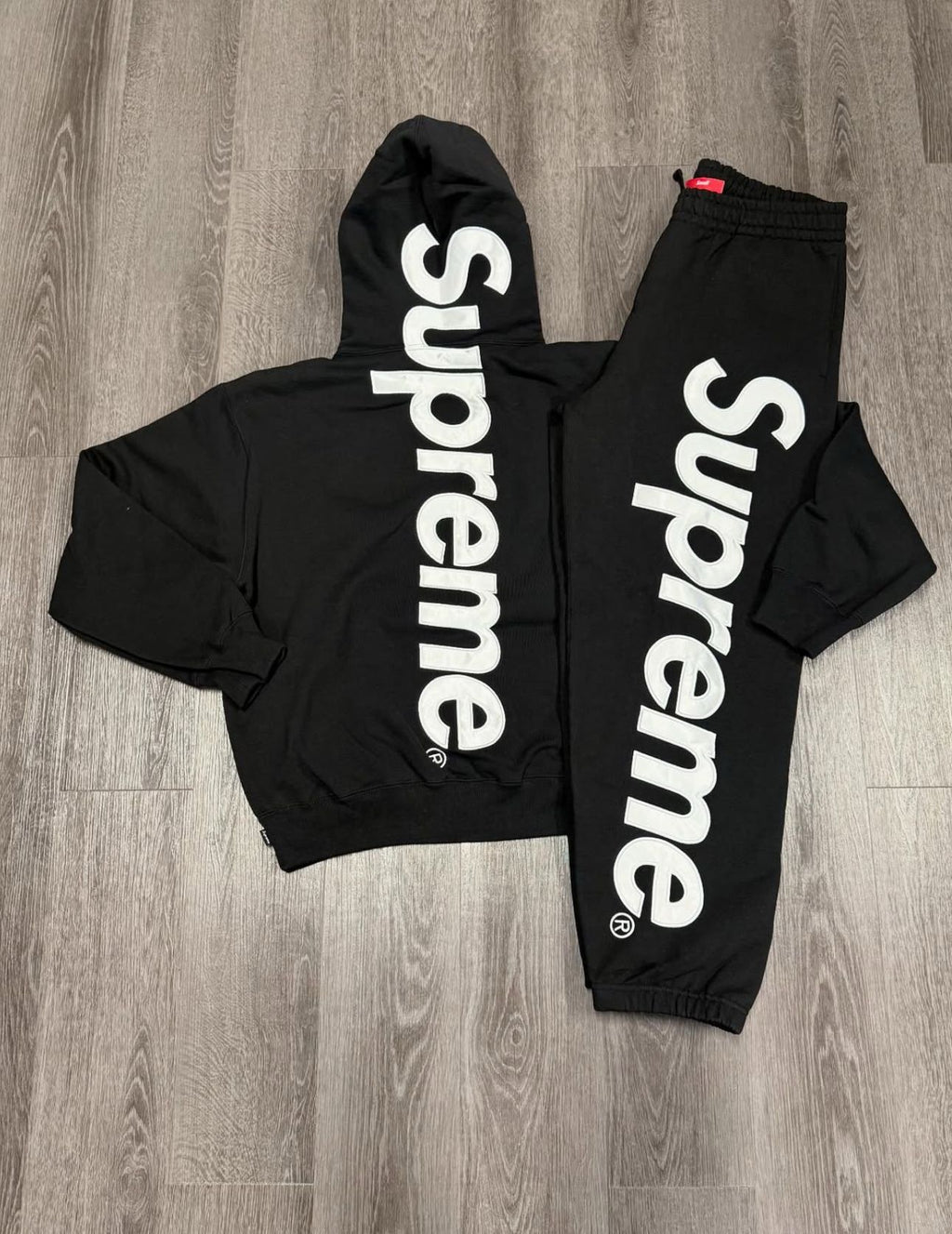 Supreme Sweater