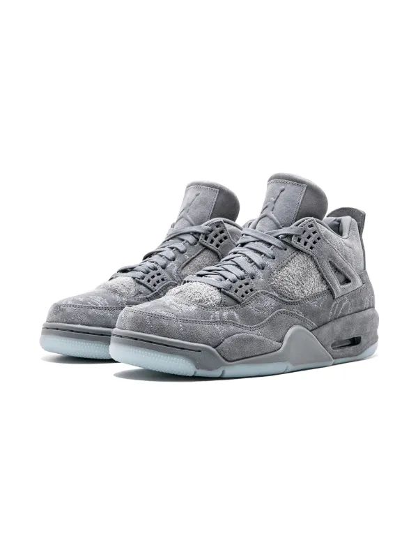 Air Jordan 4 retro "Kaws" 2025