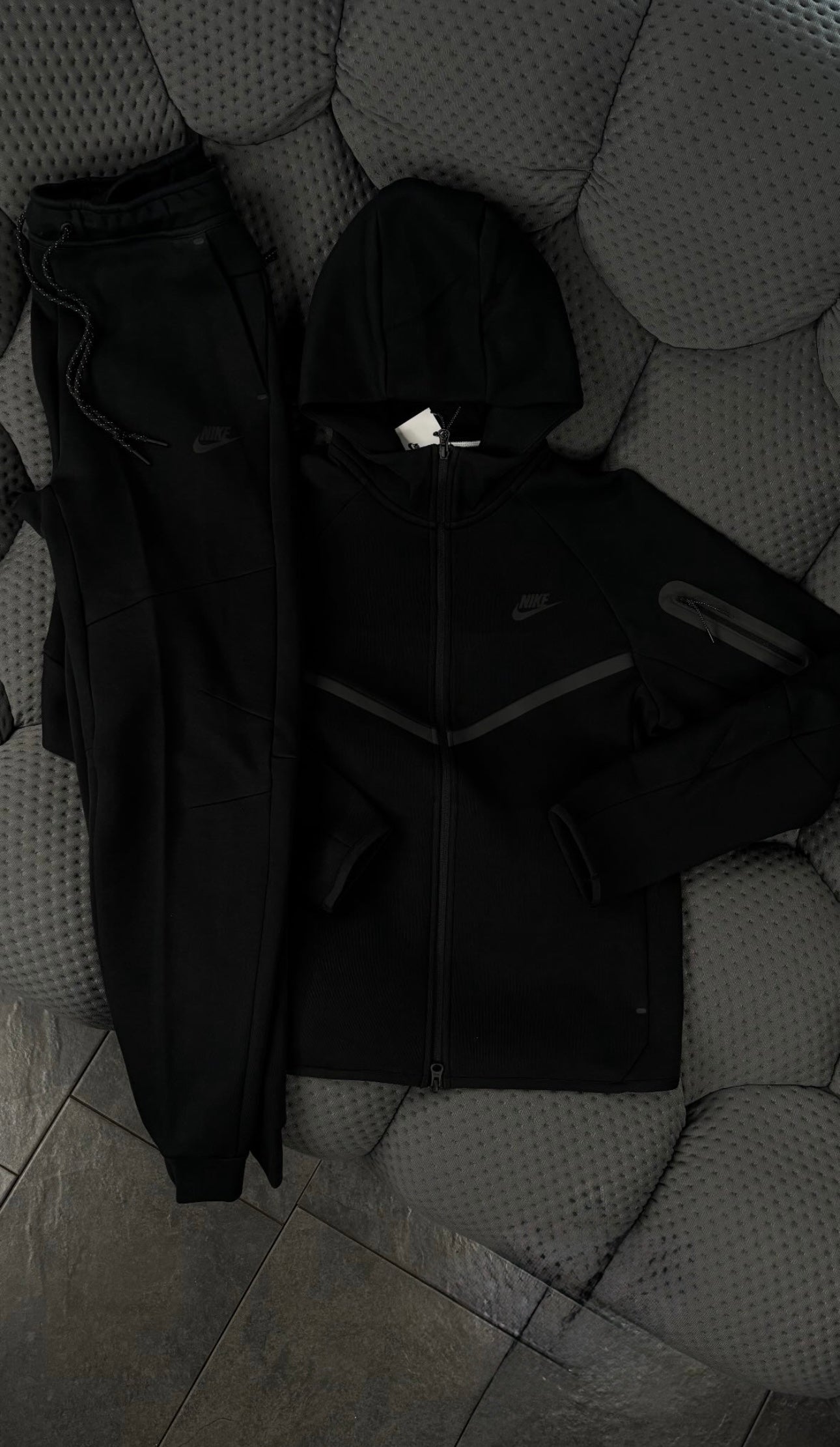 Nike Tech Set