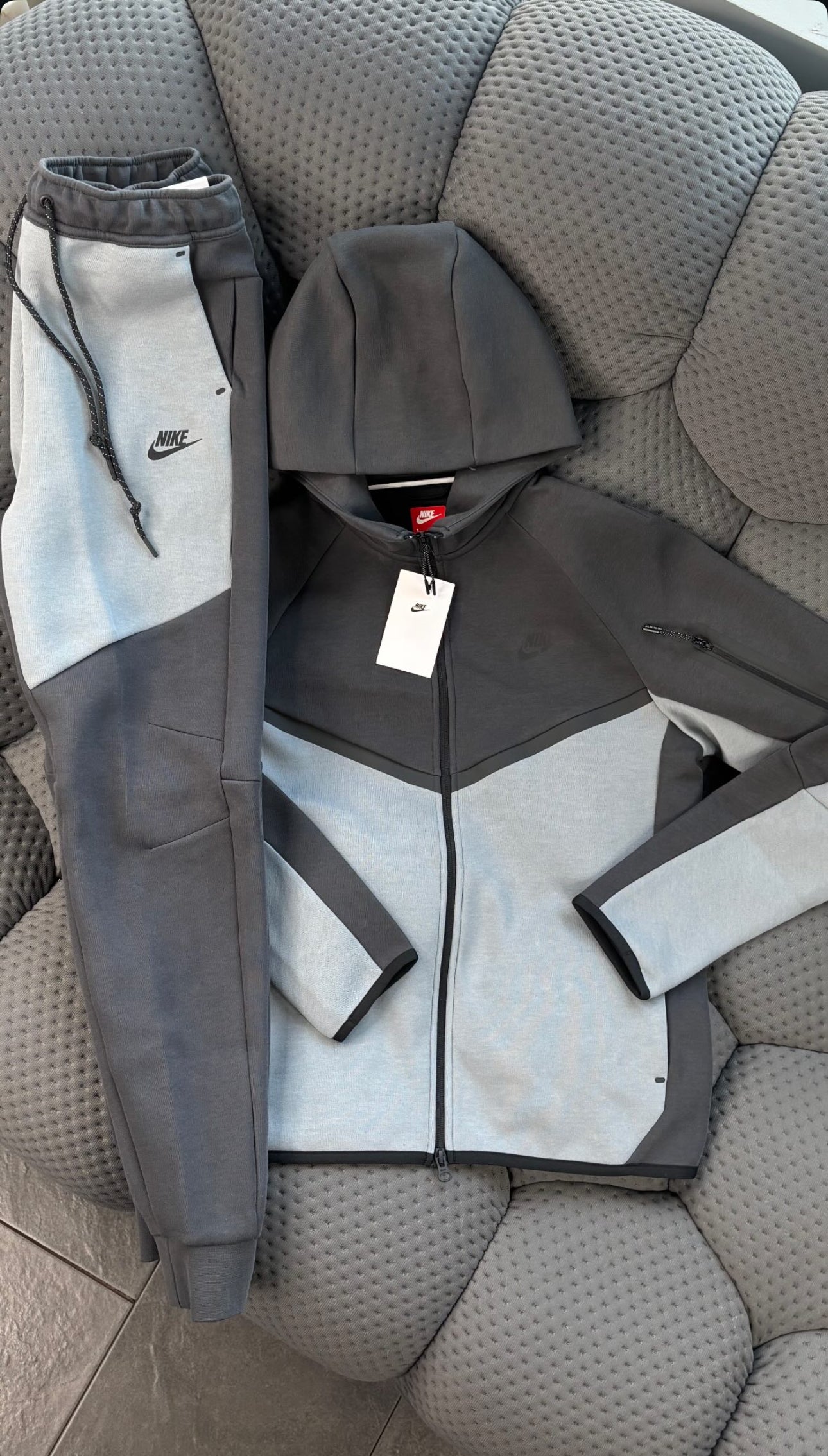 Nike Tech Set