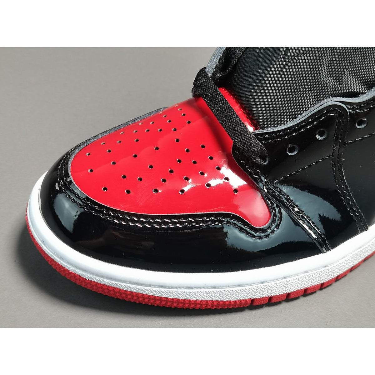 Air Jordan 1 Retro High OG 'Patent Bred' (2021)