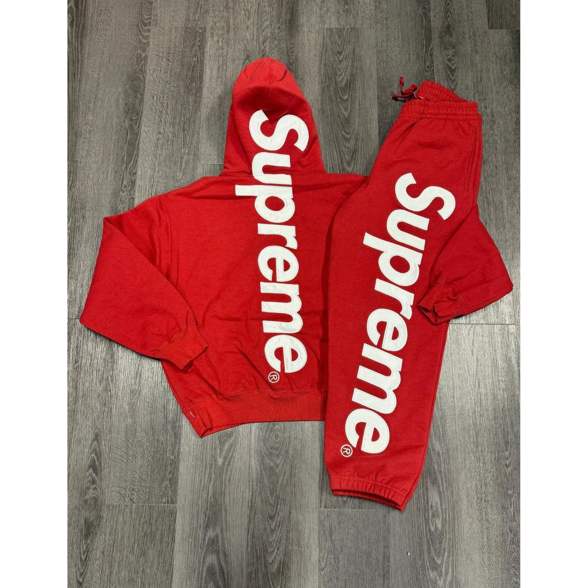 Supreme Hoodie & Sweatpant Set - Red