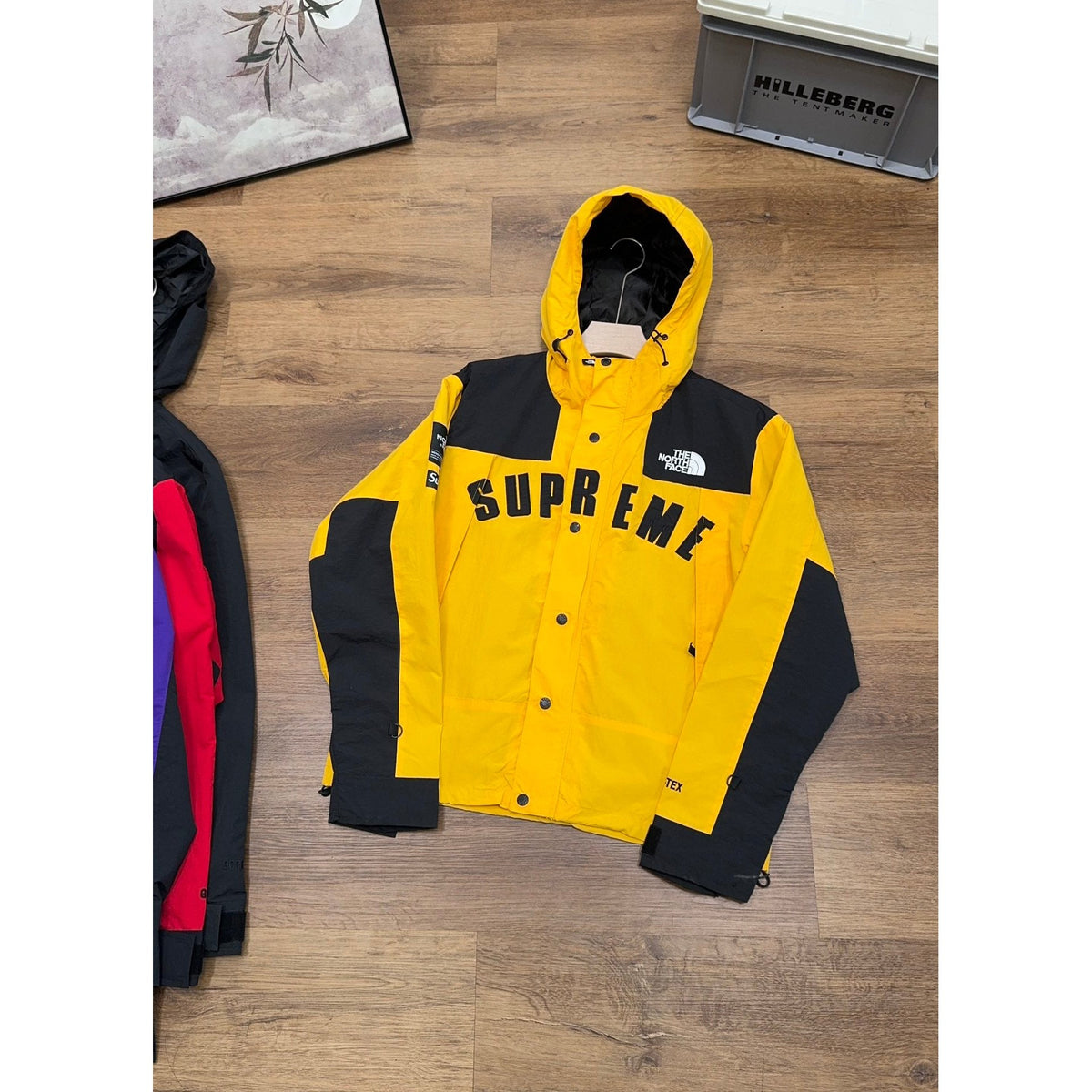 Supreme x The North Face Mountain Jacket - Yellow