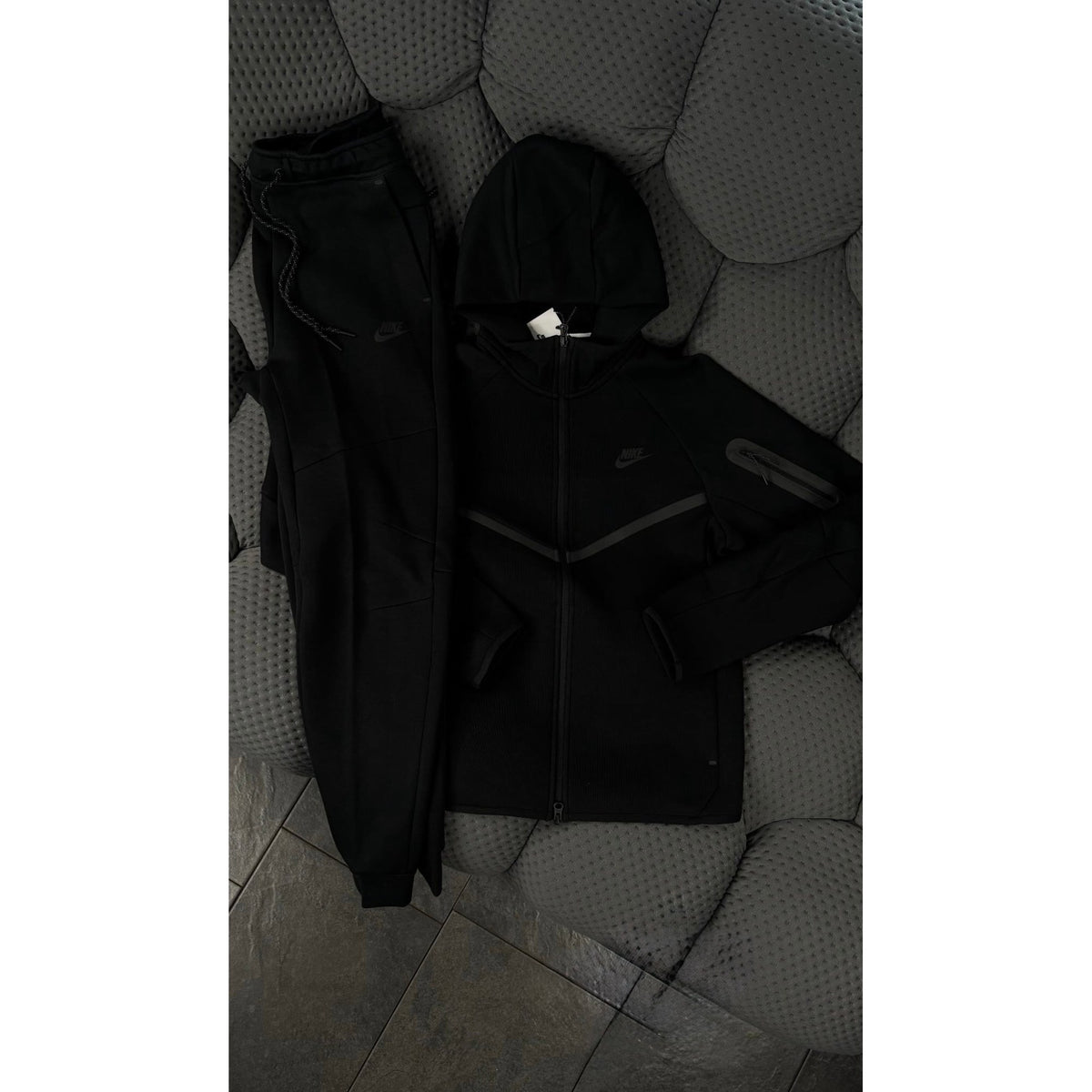 Nike Tech Set